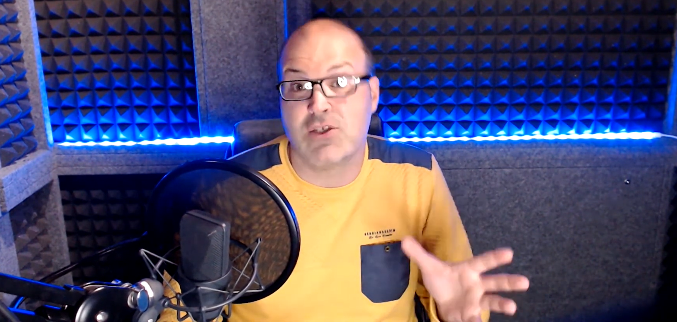 Vídeo de Alex Ugarte explicando cómo funciona un banco de voces para locutores online