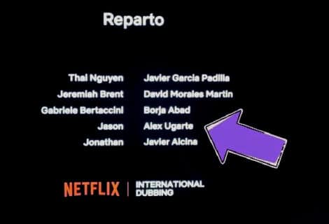 Créditos finales de una serie de Netflix en los que aparece el actor de doblaje Alex Ugarte